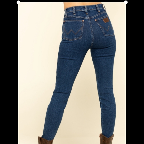 Jeans - Picture 2 of 2